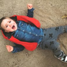 Как справиться с детской истерикой — в 5, 10 и 15 лет