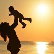 Россиянки стали чаще жаловаться на «спящий» материнский инстинкт