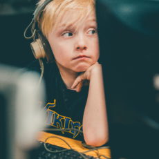 Названы главные опасности для детей в соцсетях