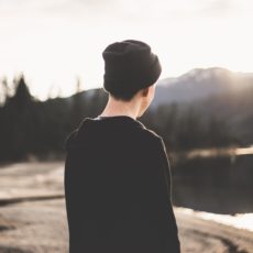 У подростков гормональная буря, и она очень сильная